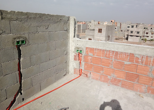 Éclairage extérieur installé à Marrakech